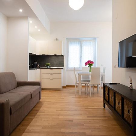 Residenza Lualdi Apartment Roma Ngoại thất bức ảnh