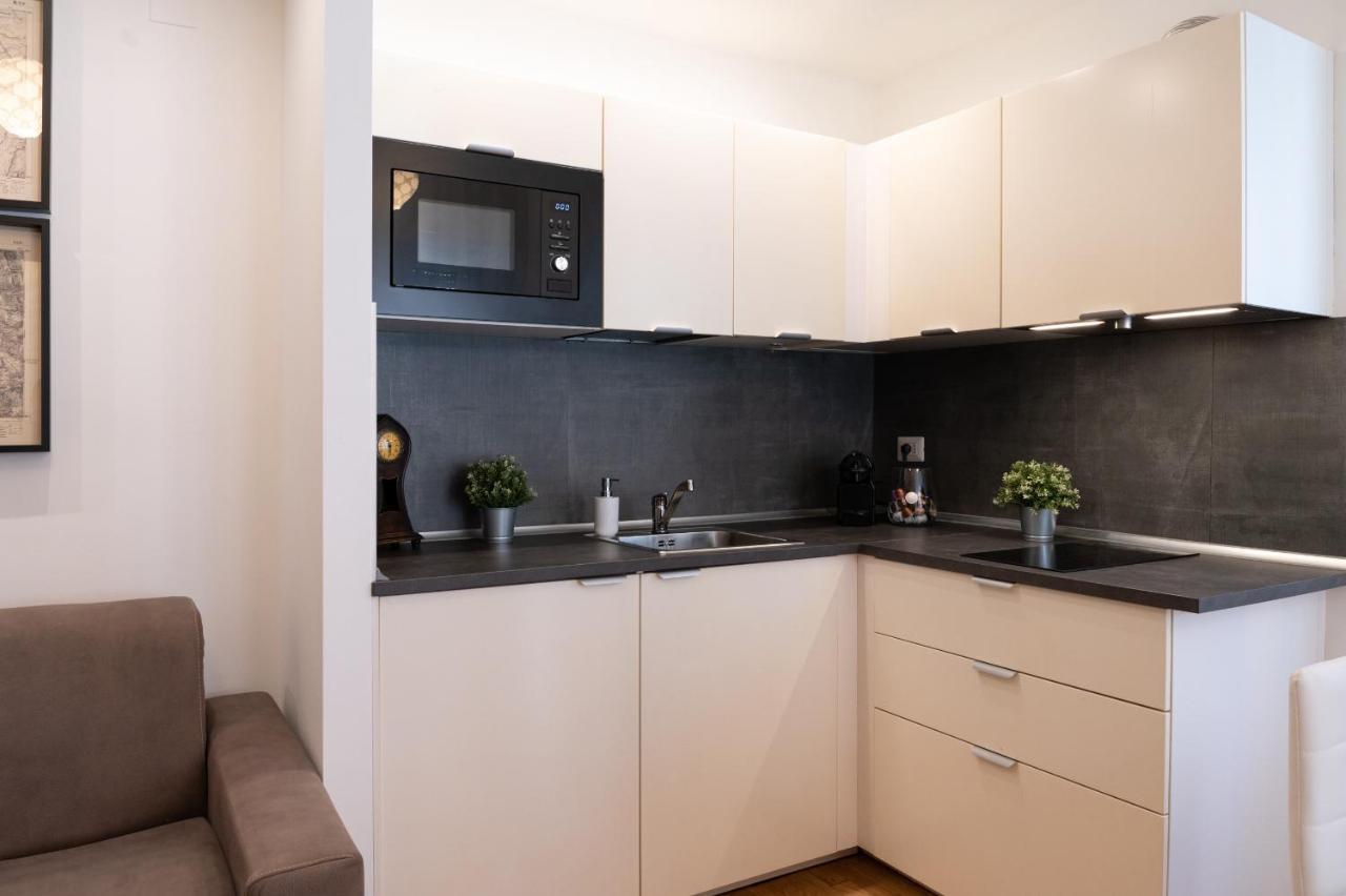 Residenza Lualdi Apartment Roma Ngoại thất bức ảnh
